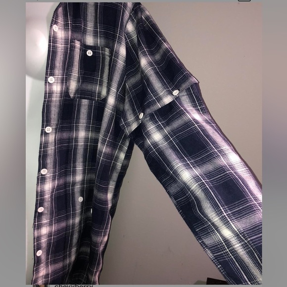 Plaid Top - Picture 4 of 6